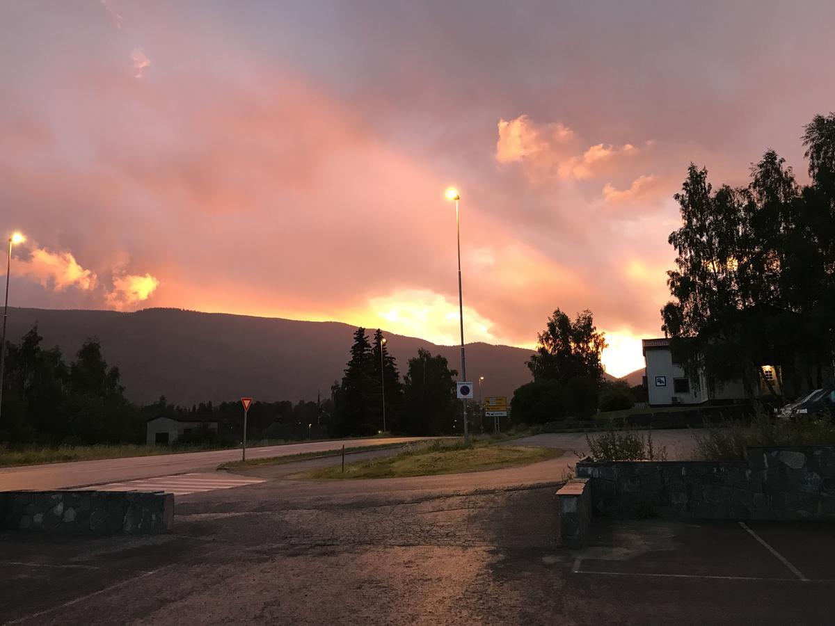 Vinstra Hostel Exteriör bild